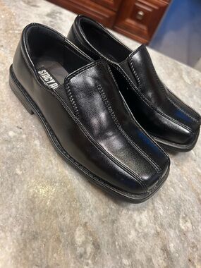 Stacy Adams Black Leather Square-Toe Slip-On Loafers